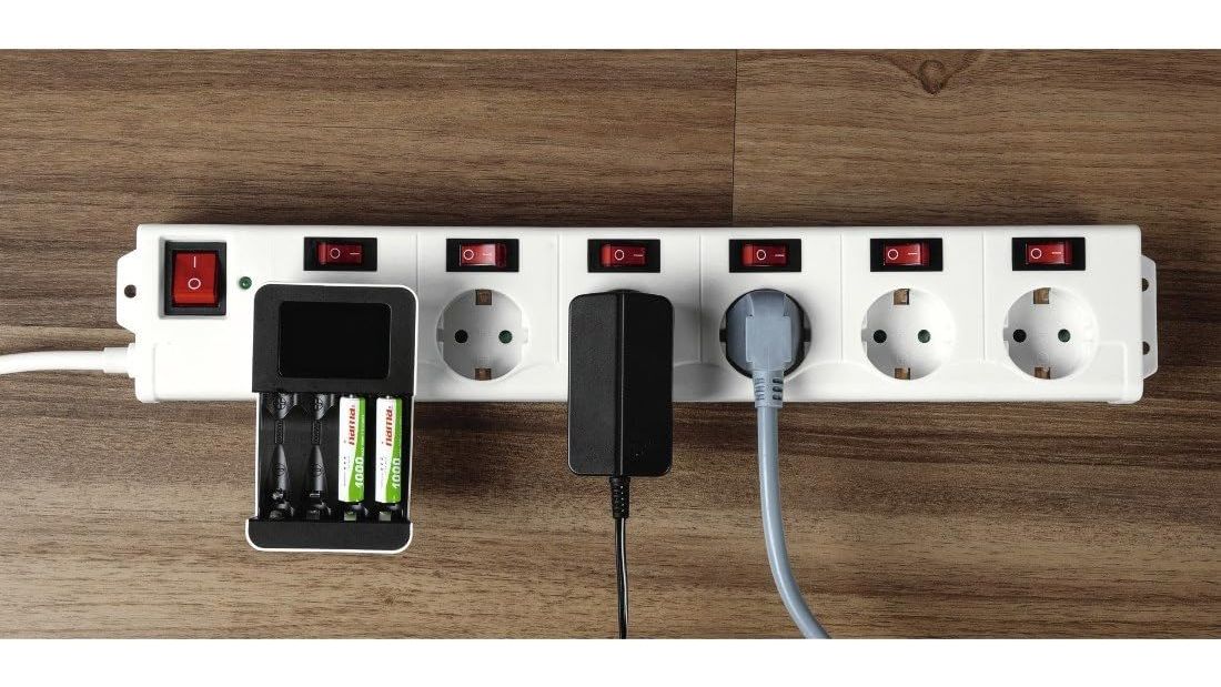 Hama Steckdosenleiste 6-fach XL weiß, einzeln schaltbar mit Überspannungsschutz