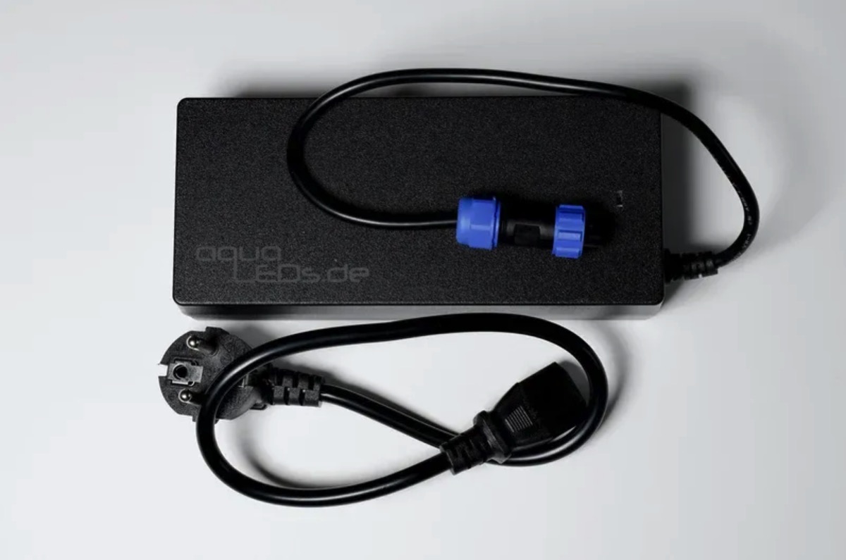 Kopie von aquaLEDs aquaBAR120 Gen4 Reef 112 cm inkl. Seilaufhängung (120 W) #1