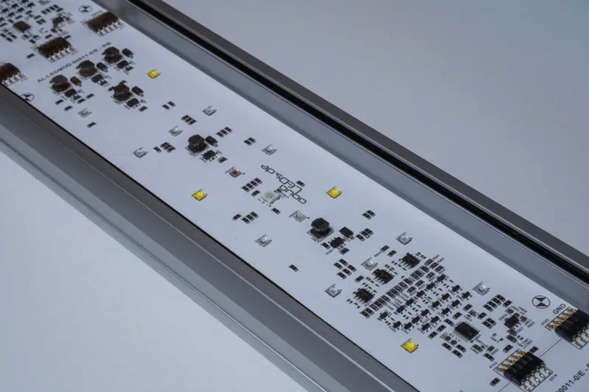 Kopie von aquaLEDs aquaBAR120 Gen4 Reef 112 cm inkl. Seilaufhängung (120 W) #1